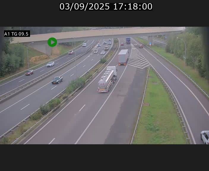 <h2>Traffic live webcam Luxembourg Jonction Grünewald - A1 direction Luxembourg-ville - BK 9.5</h2>