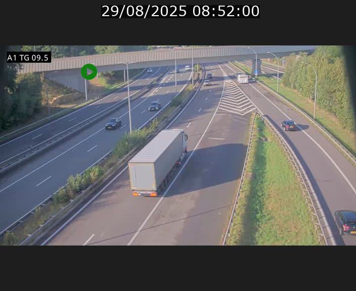 <h2>Traffic live webcam Luxembourg Jonction Grünewald - A1 direction Luxembourg-ville - BK 9.5</h2>