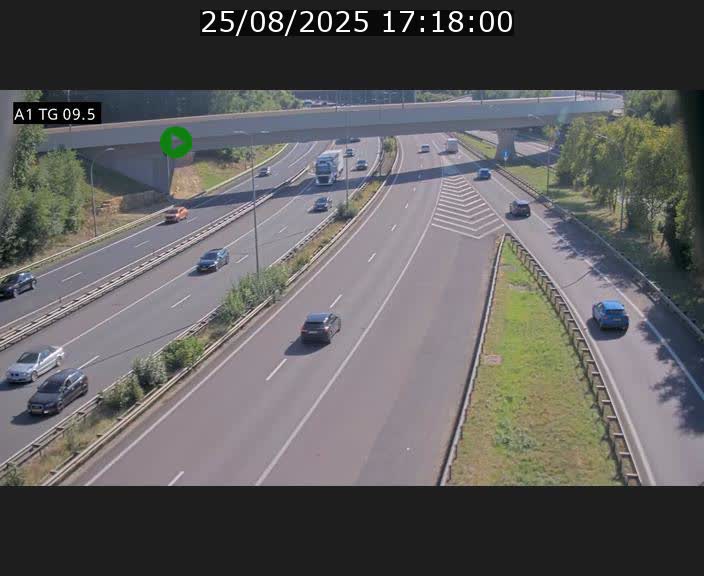 <h2>Traffic live webcam Luxembourg Jonction Grünewald - A1 direction Luxembourg-ville - BK 9.5</h2>