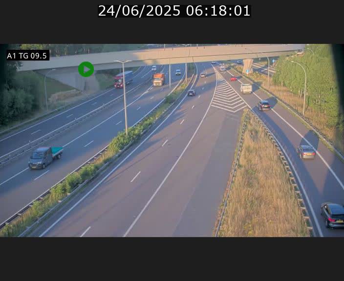 <h2>Traffic live webcam Luxembourg Jonction Grünewald - A1 direction Luxembourg-ville - BK 9.5</h2>