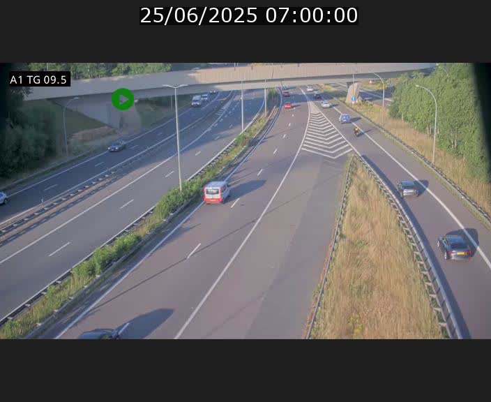 <h2>Traffic live webcam Luxembourg Jonction Grünewald - A1 direction Luxembourg-ville - BK 9.5</h2>