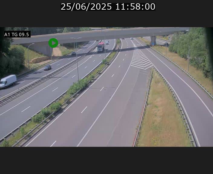 <h2>Traffic live webcam Luxembourg Jonction Grünewald - A1 direction Luxembourg-ville - BK 9.5</h2>