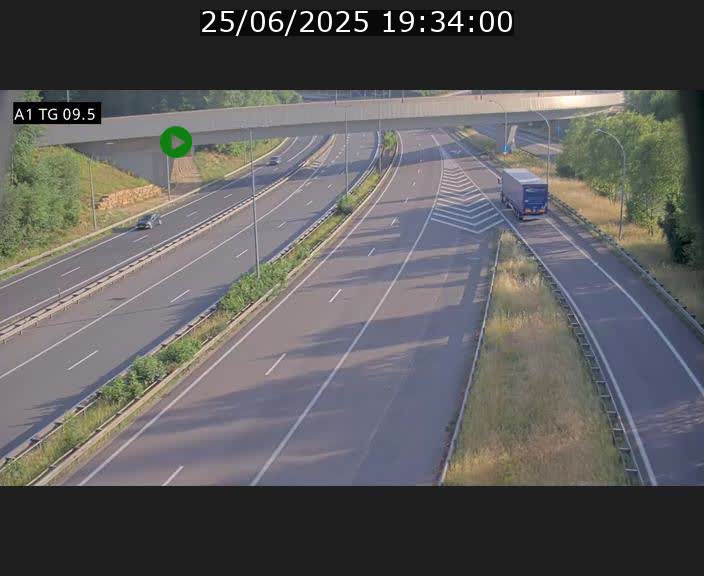 <h2>Traffic live webcam Luxembourg Jonction Grünewald - A1 direction Luxembourg-ville - BK 9.5</h2>