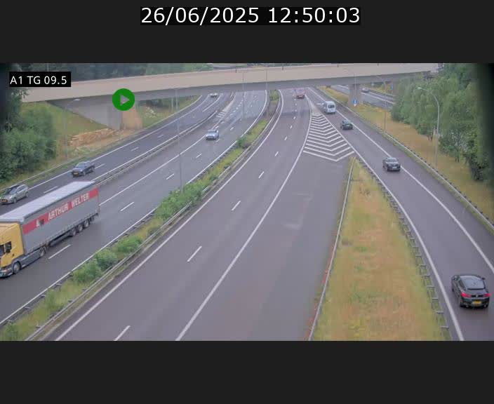 <h2>Traffic live webcam Luxembourg Jonction Grünewald - A1 direction Luxembourg-ville - BK 9.5</h2>
