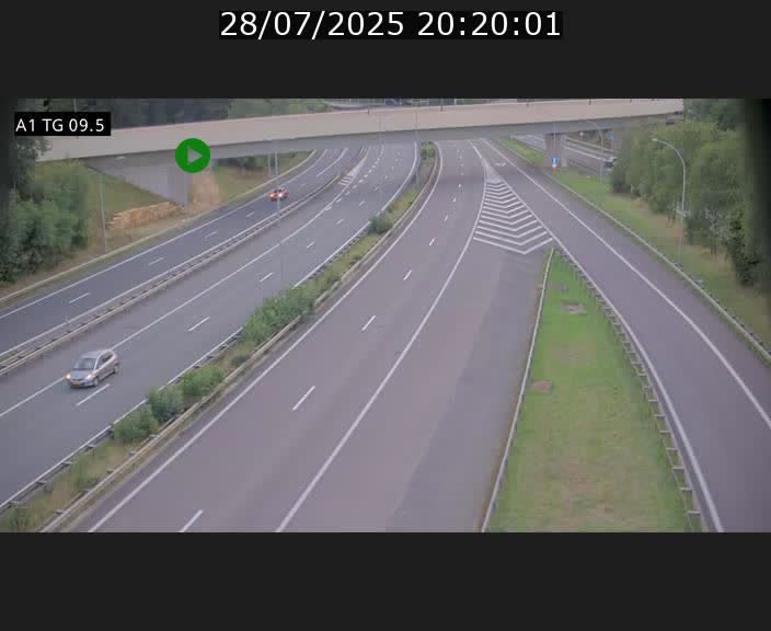 <h2>Traffic live webcam Luxembourg Jonction Grünewald - A1 direction Luxembourg-ville - BK 9.5</h2>