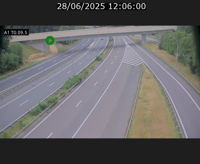 <h2>Traffic live webcam Luxembourg Jonction Grünewald - A1 direction Luxembourg-ville - BK 9.5</h2>