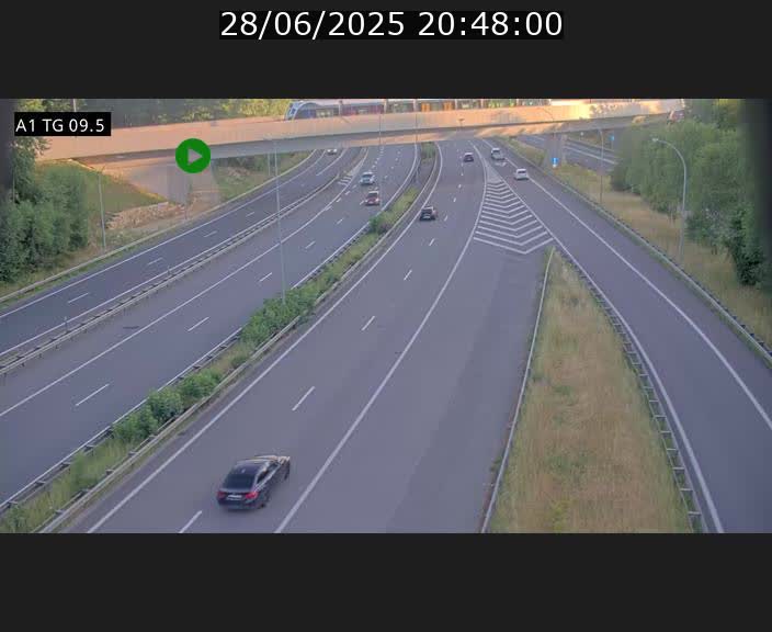 <h2>Traffic live webcam Luxembourg Jonction Grünewald - A1 direction Luxembourg-ville - BK 9.5</h2>