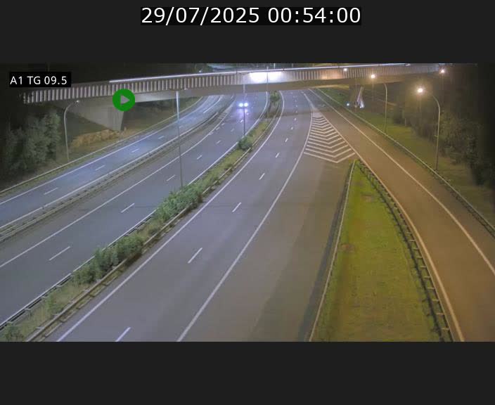 <h2>Traffic live webcam Luxembourg Jonction Grünewald - A1 direction Luxembourg-ville - BK 9.5</h2>