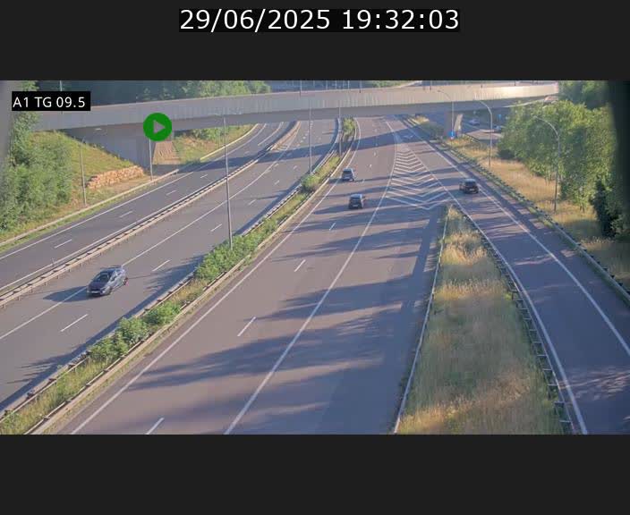 <h2>Traffic live webcam Luxembourg Jonction Grünewald - A1 direction Luxembourg-ville - BK 9.5</h2>