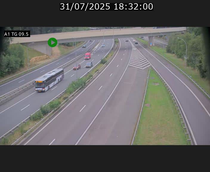 <h2>Traffic live webcam Luxembourg Jonction Grünewald - A1 direction Luxembourg-ville - BK 9.5</h2>