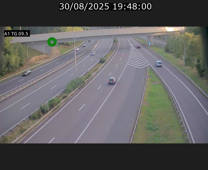 <h2>Traffic live webcam Luxembourg Jonction Grünewald - A1 direction Luxembourg-ville - BK 9.5</h2>