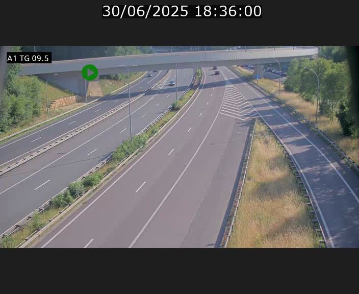 <h2>Traffic live webcam Luxembourg Jonction Grünewald - A1 direction Luxembourg-ville - BK 9.5</h2>