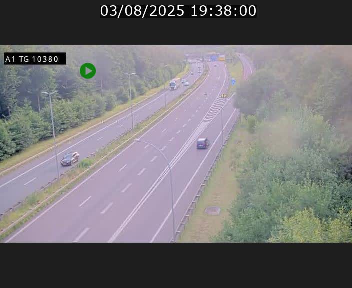 <h2>Traffic live webcam Luxembourg Senningerberg - A1 direction Luxembourg Kirchberg - BK 10.3</h2>