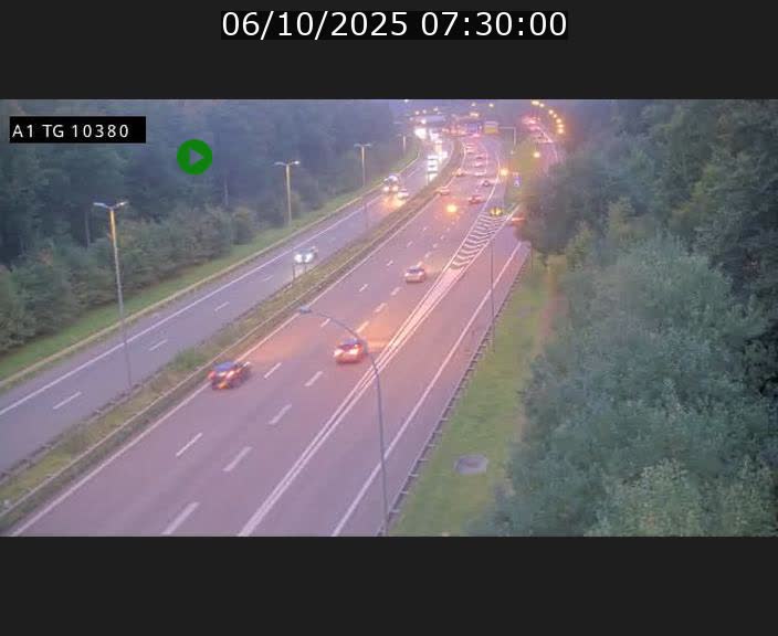 <h2>Traffic live webcam Luxembourg Senningerberg - A1 direction Luxembourg Kirchberg - BK 10.3</h2>