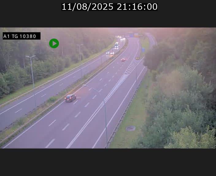 Traffic live webcam Luxembourg Senningerberg - A1 direction Luxembourg Kirchberg - BK 10.3