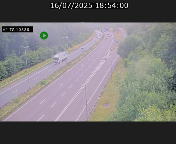 Traffic live webcam Luxembourg Senningerberg - A1 direction Luxembourg Kirchberg - BK 10.3
