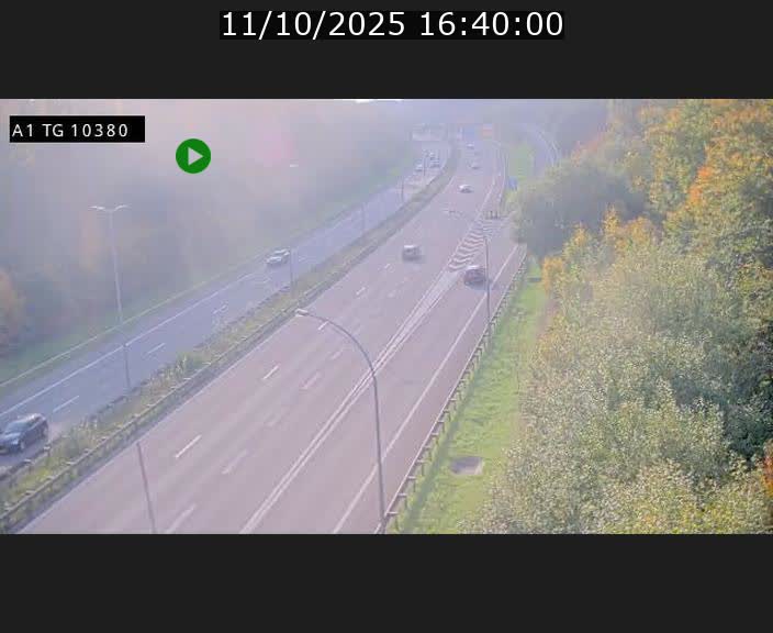 <h2>Traffic live webcam Luxembourg Senningerberg - A1 direction Luxembourg Kirchberg - BK 10.3</h2>