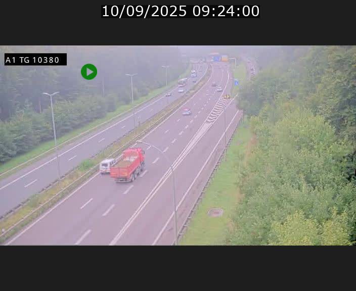 Traffic live webcam Luxembourg Senningerberg - A1 direction Luxembourg Kirchberg - BK 10.3