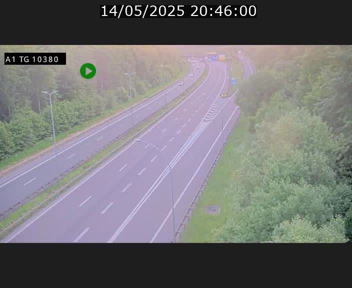 <h2>Traffic live webcam Luxembourg Senningerberg - A1 direction Luxembourg Kirchberg - BK 10.3</h2>