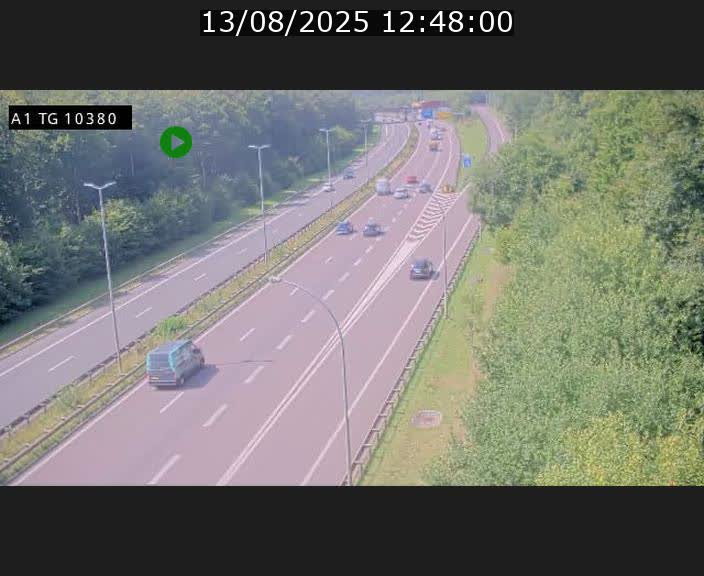 <h2>Traffic live webcam Luxembourg Senningerberg - A1 direction Luxembourg Kirchberg - BK 10.3</h2>