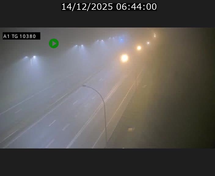 Traffic live webcam Luxembourg Senningerberg - A1 direction Luxembourg Kirchberg - BK 10.3