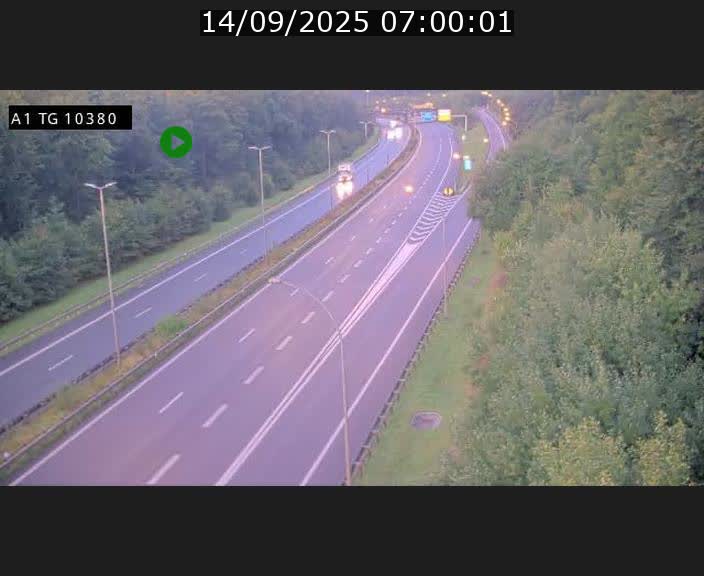 <h2>Traffic live webcam Luxembourg Senningerberg - A1 direction Luxembourg Kirchberg - BK 10.3</h2>