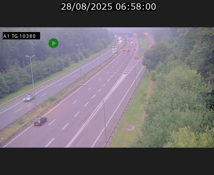 <h2>Traffic live webcam Luxembourg Senningerberg - A1 direction Luxembourg Kirchberg - BK 10.3</h2>