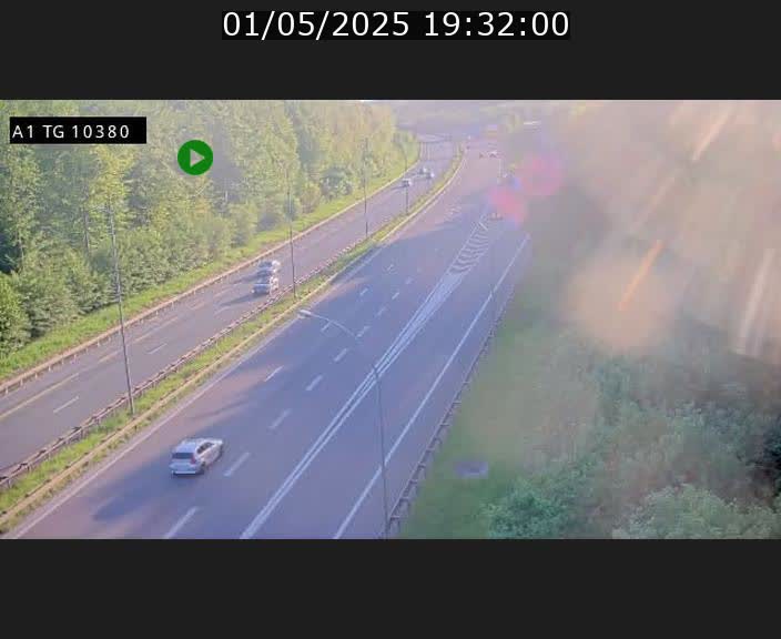Traffic live webcam Luxembourg Senningerberg - A1 direction Luxembourg Kirchberg - BK 10.3