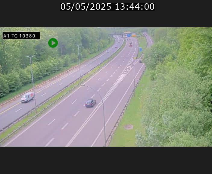 Traffic live webcam Luxembourg Senningerberg - A1 direction Luxembourg Kirchberg - BK 10.3