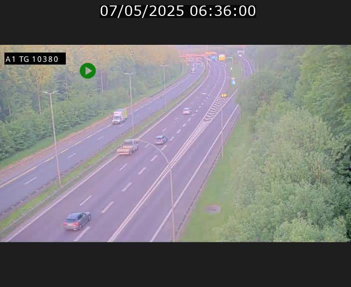 Traffic live webcam Luxembourg Senningerberg - A1 direction Luxembourg Kirchberg - BK 10.3