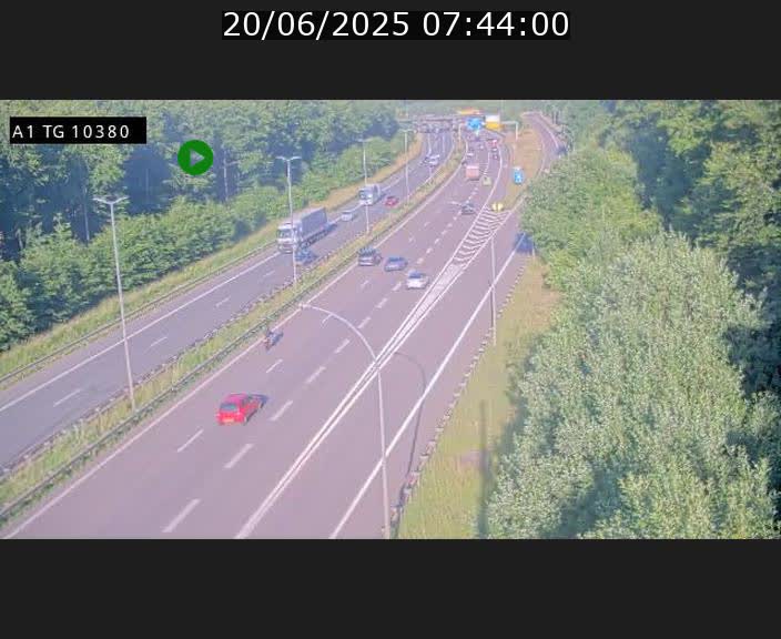 Traffic live webcam Luxembourg Senningerberg - A1 direction Luxembourg Kirchberg - BK 10.3
