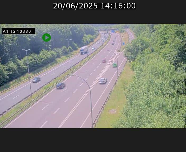 Traffic live webcam Luxembourg Senningerberg - A1 direction Luxembourg Kirchberg - BK 10.3