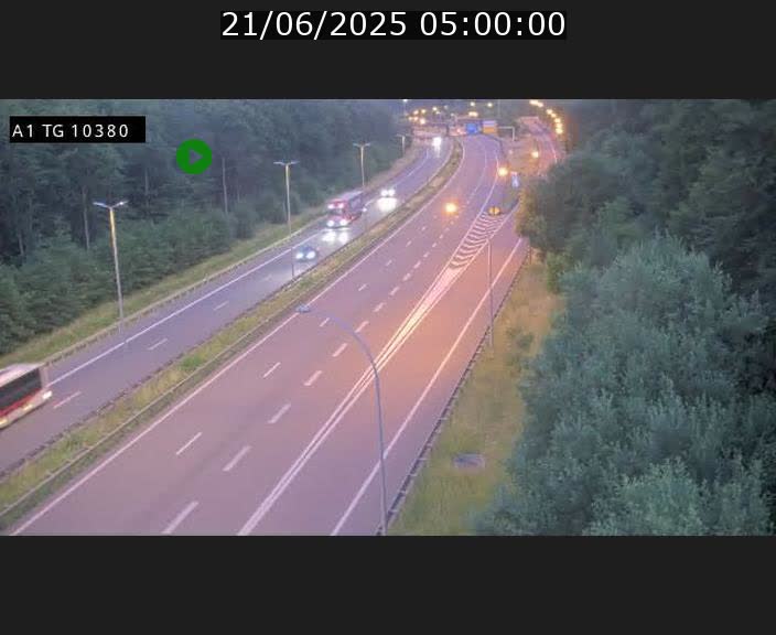Traffic live webcam Luxembourg Senningerberg - A1 direction Luxembourg Kirchberg - BK 10.3