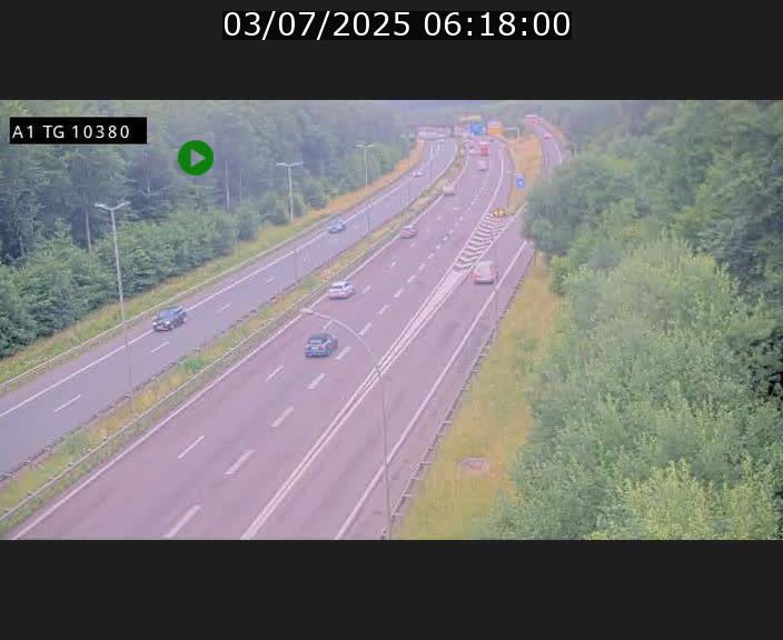 Traffic live webcam Luxembourg Senningerberg - A1 direction Luxembourg Kirchberg - BK 10.3