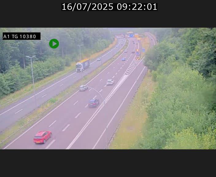 Traffic live webcam Luxembourg Senningerberg - A1 direction Luxembourg Kirchberg - BK 10.3