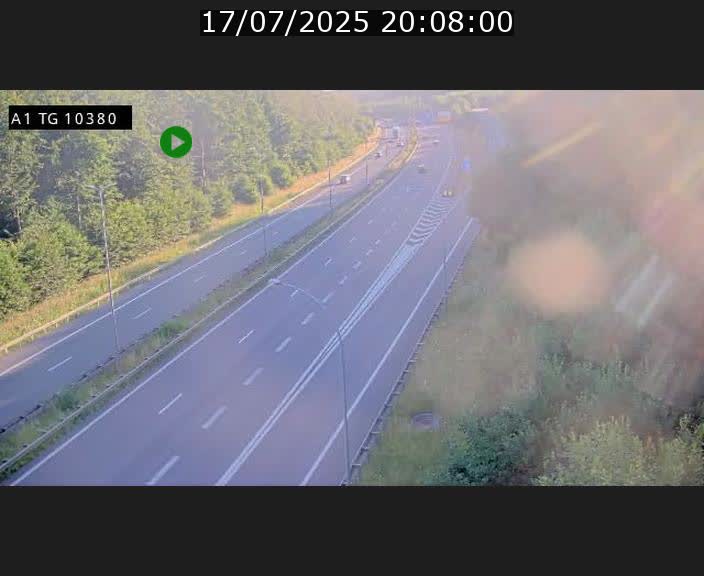 Traffic live webcam Luxembourg Senningerberg - A1 direction Luxembourg Kirchberg - BK 10.3