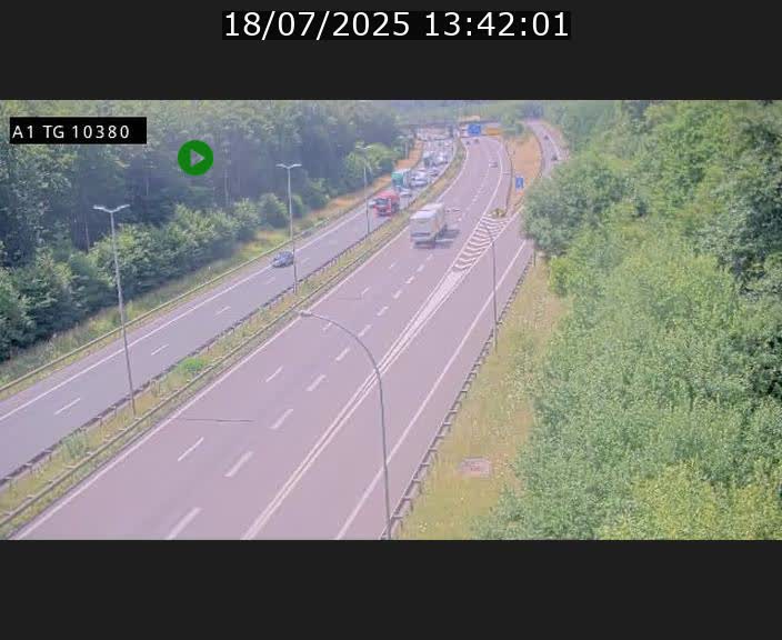 Traffic live webcam Luxembourg Senningerberg - A1 direction Luxembourg Kirchberg - BK 10.3
