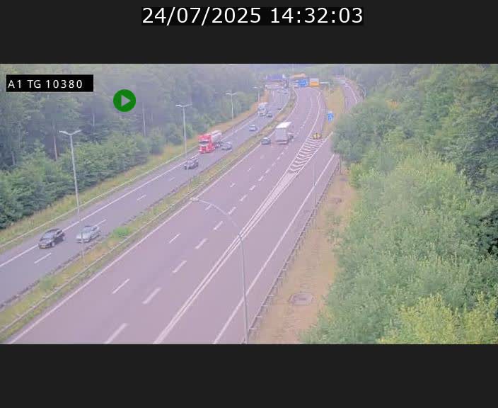 Traffic live webcam Luxembourg Senningerberg - A1 direction Luxembourg Kirchberg - BK 10.3