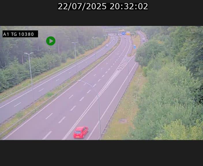 Traffic live webcam Luxembourg Senningerberg - A1 direction Luxembourg Kirchberg - BK 10.3