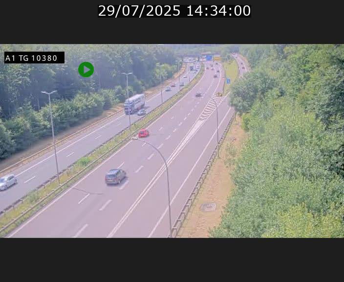 Traffic live webcam Luxembourg Senningerberg - A1 direction Luxembourg Kirchberg - BK 10.3