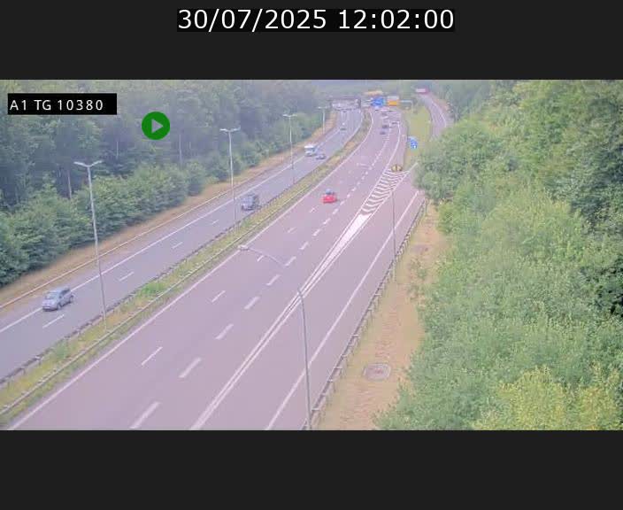 Traffic live webcam Luxembourg Senningerberg - A1 direction Luxembourg Kirchberg - BK 10.3