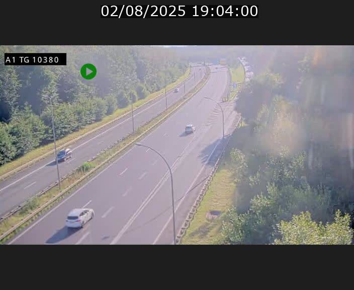 Traffic live webcam Luxembourg Senningerberg - A1 direction Luxembourg Kirchberg - BK 10.3