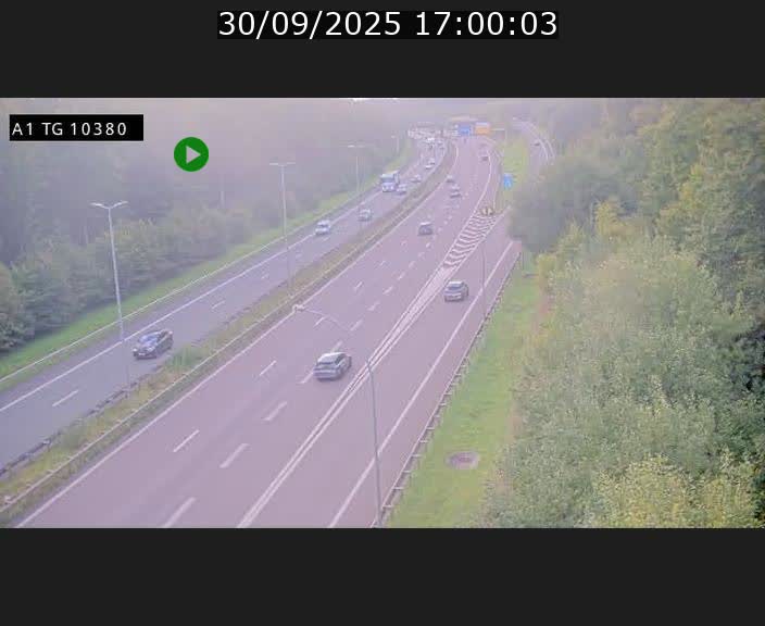 Traffic live webcam Luxembourg Senningerberg - A1 direction Luxembourg Kirchberg - BK 10.3