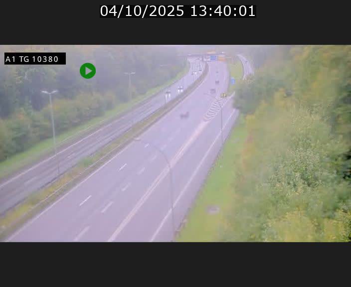 Traffic live webcam Luxembourg Senningerberg - A1 direction Luxembourg Kirchberg - BK 10.3
