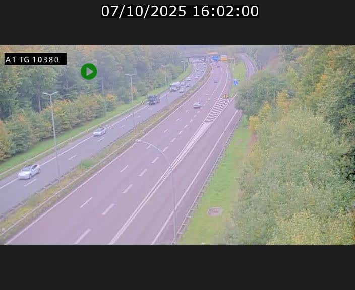 Traffic live webcam Luxembourg Senningerberg - A1 direction Luxembourg Kirchberg - BK 10.3
