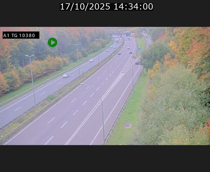 Traffic live webcam Luxembourg Senningerberg - A1 direction Luxembourg Kirchberg - BK 10.3