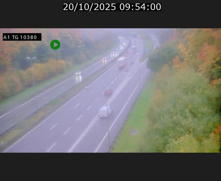Traffic live webcam Luxembourg Senningerberg - A1 direction Luxembourg Kirchberg - BK 10.3