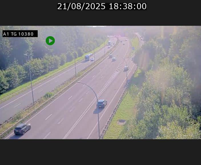 <h2>Traffic live webcam Luxembourg Senningerberg - A1 direction Luxembourg Kirchberg - BK 10.3</h2>