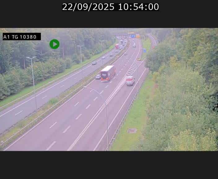 <h2>Traffic live webcam Luxembourg Senningerberg - A1 direction Luxembourg Kirchberg - BK 10.3</h2>
