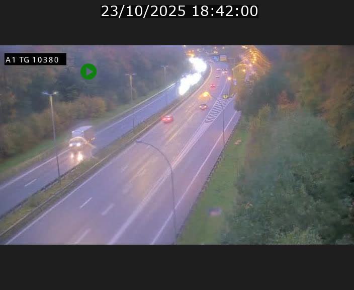 <h2>Traffic live webcam Luxembourg Senningerberg - A1 direction Luxembourg Kirchberg - BK 10.3</h2>